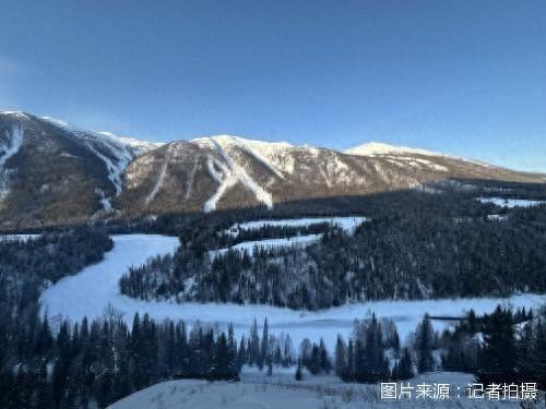 “雪假”催热国内亲子冰雪游：雪场酒店周末连续满房、青少年游客翻倍增长