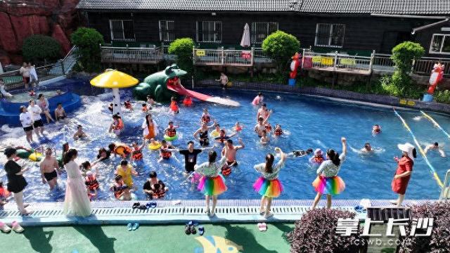 金太阳温泉创新“温泉+”模式， 暑期引爆长株潭文旅市场