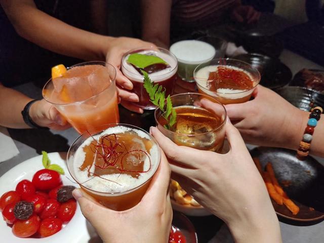 酒品的网络解释是什么（喝酒时为什么都要干杯酒桌上的规矩有哪些建议收藏）