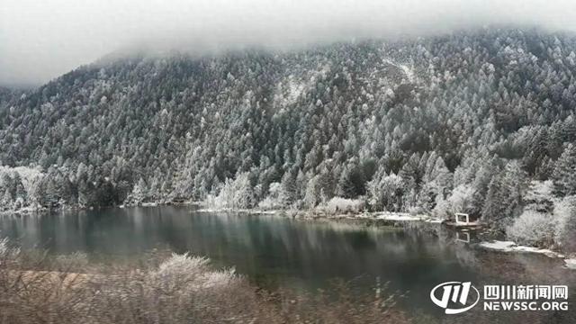 甘孜木格措景区12月底将上新“圣湖·日照金山”项目｜“川”越冰雪遇见你