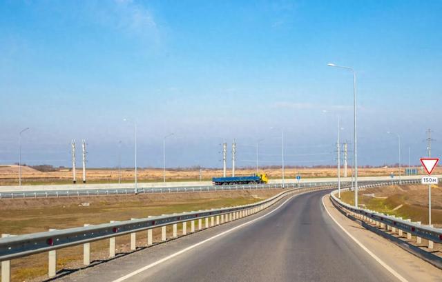 我国最长的高速公路，全长4395公里，沿途经过6个省，你去过吗