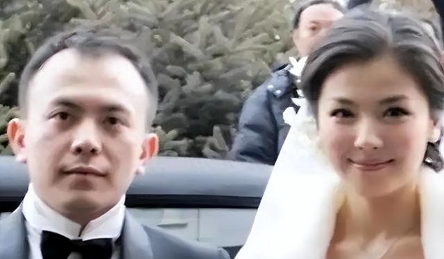 王珂没想到，帮自己还清亿万债务的刘涛，早已走上了“康庄大道”