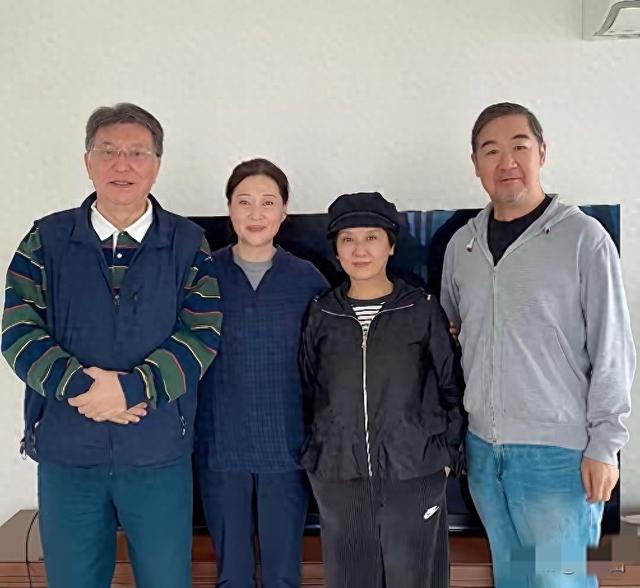 演员邓婕，身高153，个子不高但漂亮，眼睛会说话，演技更没得说