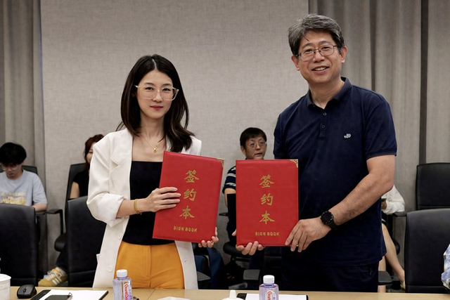 面向文科专业培养人工智能复合型人才 华师大联合饿了么共建“数字营销实验室”