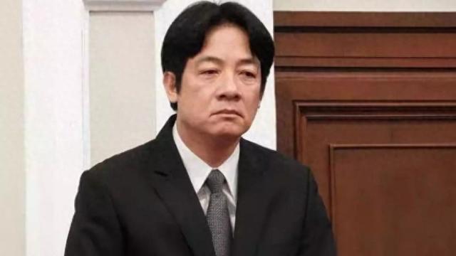 两岸突发一件大事！岛内形势大变，蒋万安人还没来大陆，国台办对台当局发出一个警告
