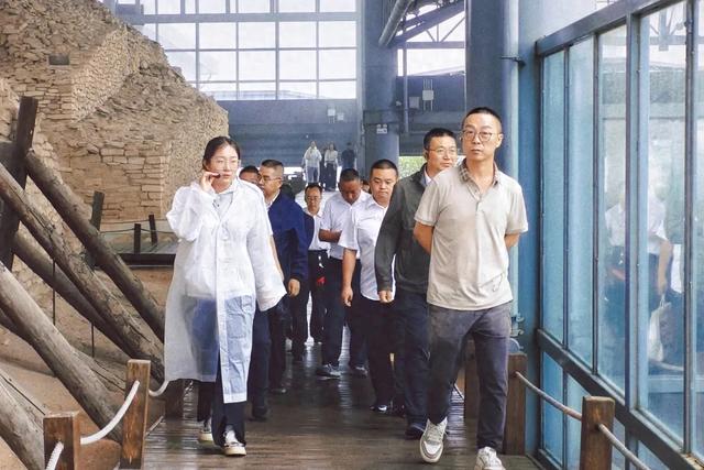 遇见“四心”服务!石峁遗址文化旅游区,让探秘之旅温暖如初