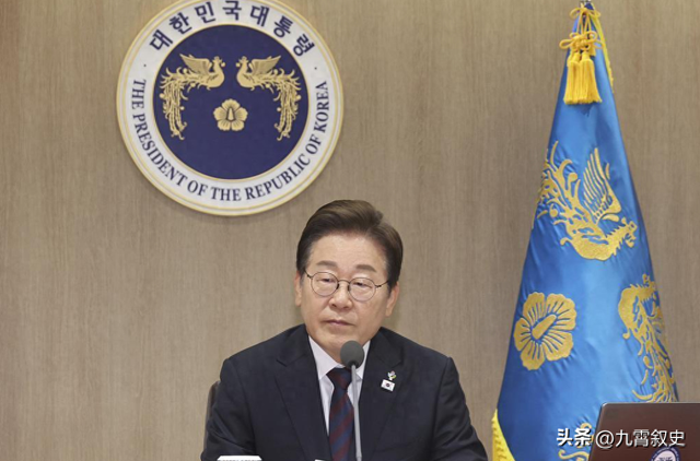 九三阅兵越来越近，李在明发现得罪不起中国，决定派人送上亲笔信