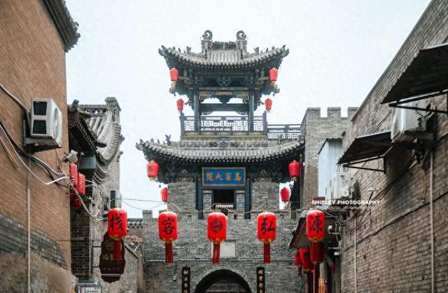 探秘平遥首富的豪宅，主人是乔致庸老丈人，地下金库曾存银约60亿