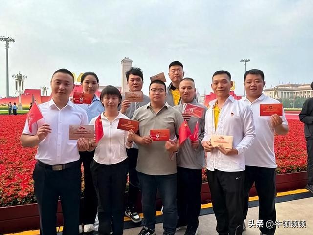 王兴携骑手观礼，背后或藏美团战略新布局与行业变革信号
