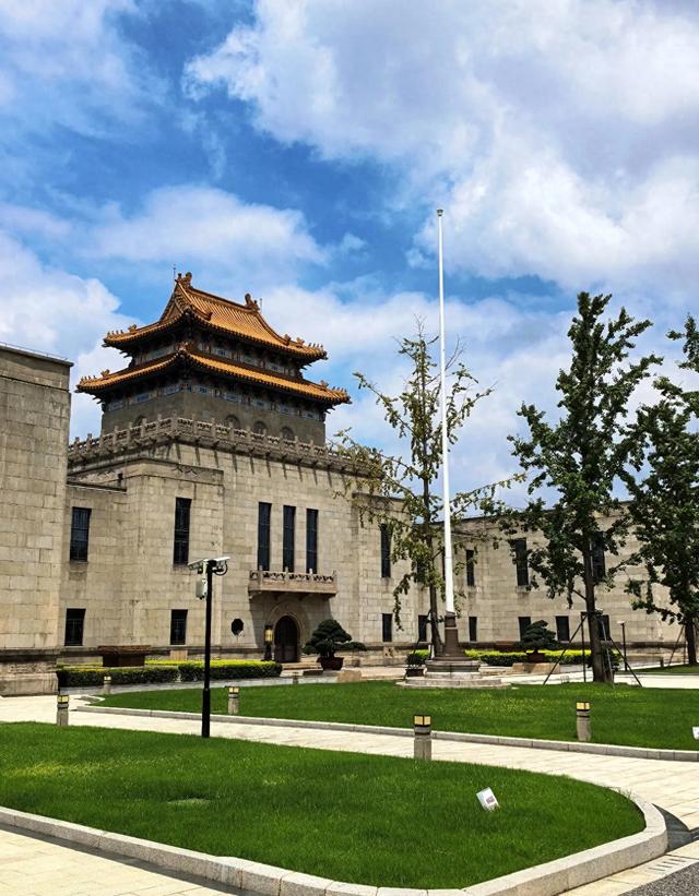 别再挤豫园！上海这个“小故宫”比它大3倍还免费，攻略收好！