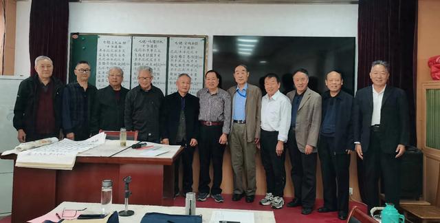 格律诗词学研创 艺术休养上水平