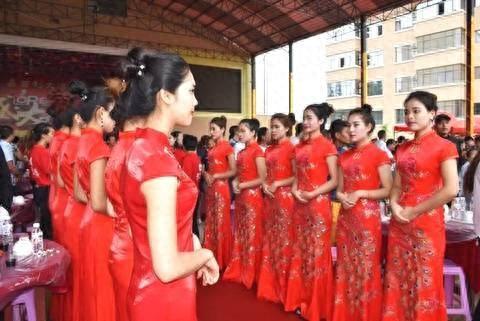 此地美女如云都说汉语，却不归中国管辖，女孩更想嫁中国男人