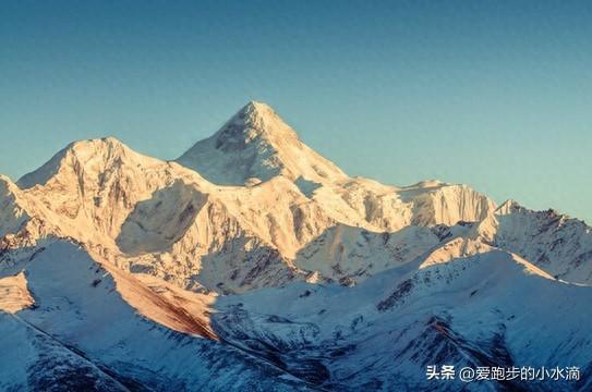 贡嘎山：蜀山之王的冰雪王座