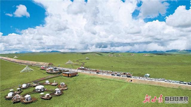 【图片新闻】合作市美仁大草原风光旖旎