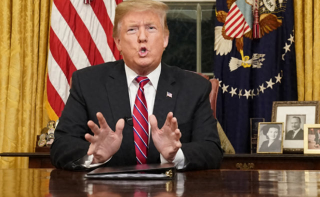 特朗普宣称：扣留的中国油船将由美国 “永久掌控”，船和油全都要