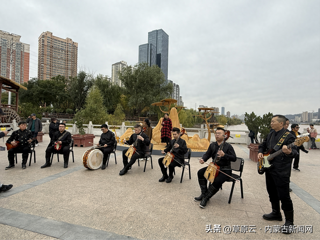 “北疆文化神州行”乌兰牧骑全国巡演60周年纪念演出｜从黄河明珠乌海来到黄河之都兰州