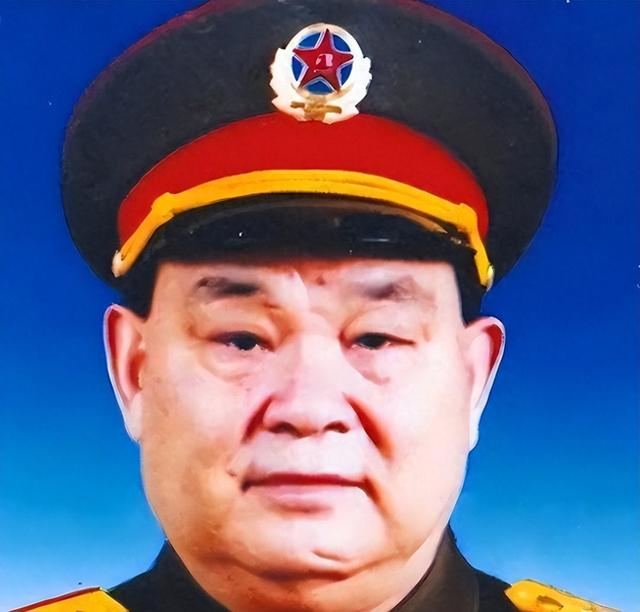 成都军区副司令，在西藏视察时遇难，享年63岁，司令员因此被免职