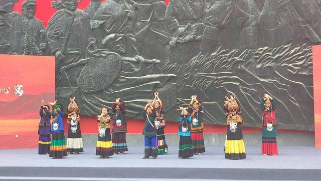 发布六大红色旅游新线路 “锦绣天府 安逸四川”红色旅游央地媒体联动采访启动