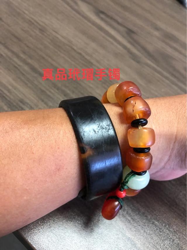 教你几招玳瑁手镯真假鉴别(玳瑁真假的鉴别)
