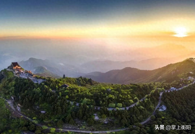 南岳发布最新公告，涉及多个景区开放时间