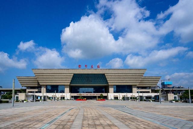 不止于枢纽！48小时解锁郑州的古今“中”味