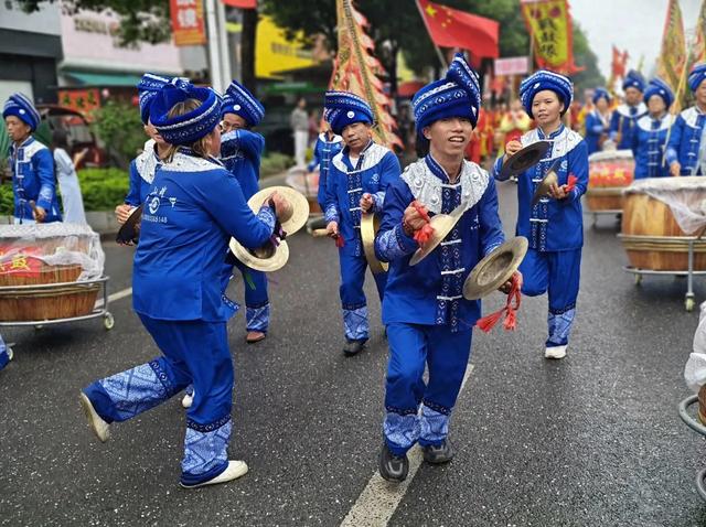岑巩：双节假期文旅惠民暖人心 建设服务不停步