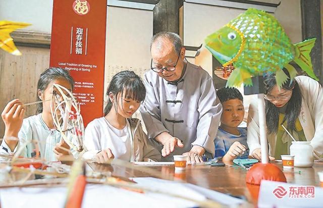 三明：非遗唱主角 古城更热闹