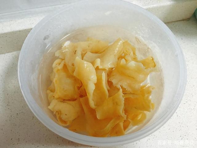 花胶鸡丝炖奶 2026年花胶鸡丝炖奶汤的做法