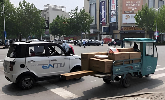 三	、四轮车上路政策越来越亲民！满足5点即可上路，不罚、不扣！