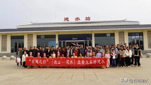 双向奔赴的千年之约！大理巍山→建水秋游专列开通，夕发朝至逛双古城～