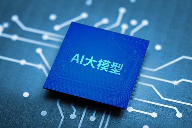 8月AI圈“大混战”！谷歌、Anthropic、OpenAI同日“亮剑”，暗藏三种打法