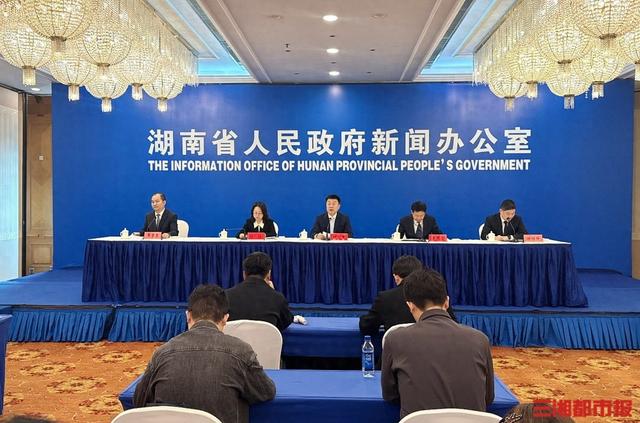 入境游客激增59倍！张家界靠什么“长满了”外国人