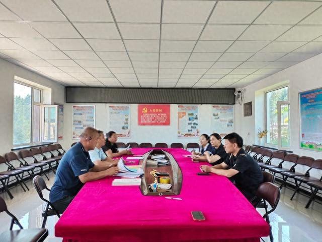 杨木优化（敦化市文化广播电视和旅游局到小山村杨木村部署下一步党建包联工作）