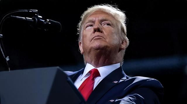 特朗普电话刚挂	，日本2句话通告全球，中国不得不防，国人紧急返华