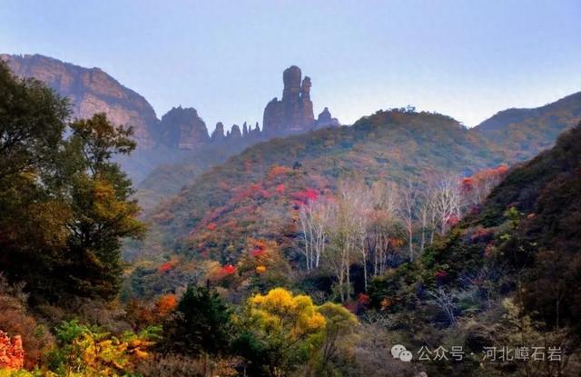 石家庄赏红叶景区推荐，随手一拍便是大片！