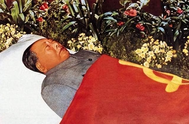 毛主席遗体防腐每年花费引质疑，徐静揭秘：天价护理费说法是谣传