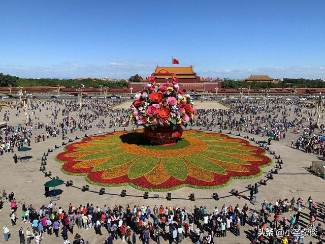 北京设有正厅级的天安门地区管委会，负责牵头天安门地区管理工作