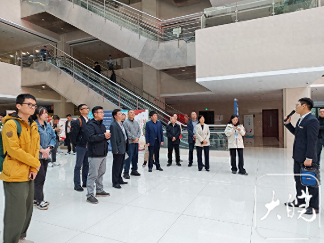 在务优化（潮涌长三角 满意在阜务｜ 优化营商软环境 构筑经济发展硬支撑）