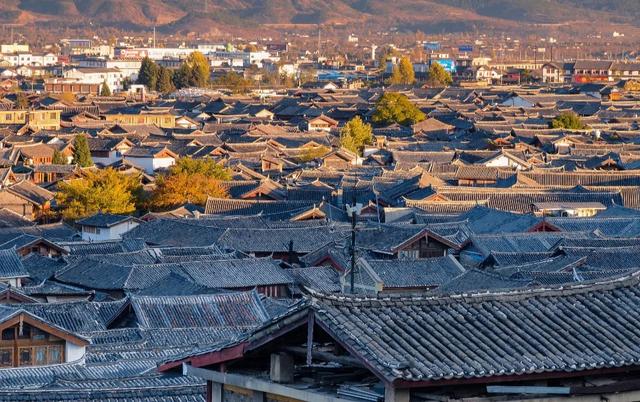 云南这座小城，物价低、景色美，超适合一个人去躺平