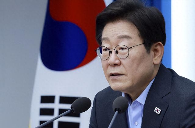 阅兵在即，中方派人祭奠韩国前总统，这封邀请函，也送了出去，李在明反应很强烈，韩国接或不接都已失算