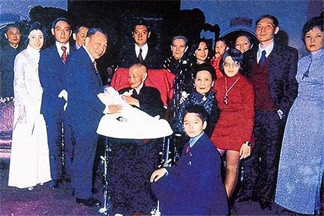 蒋介石孙子提出“两蒋”移灵大陆，台湾不同意，大陆一句话显格局