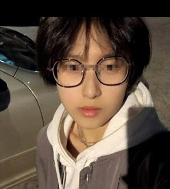 笑麻了！江苏女孩苦读12年考出家门1.4公里，4分钟到校，本人崩溃