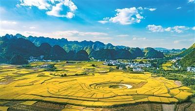 贵州盘兴高铁建成通车 便利游客“快旅慢游”