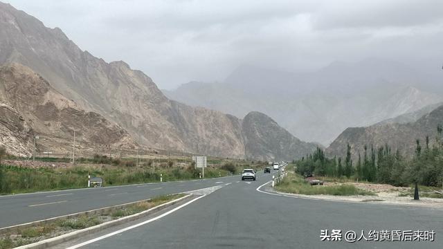 在喀什，留了一天去帕米尔。