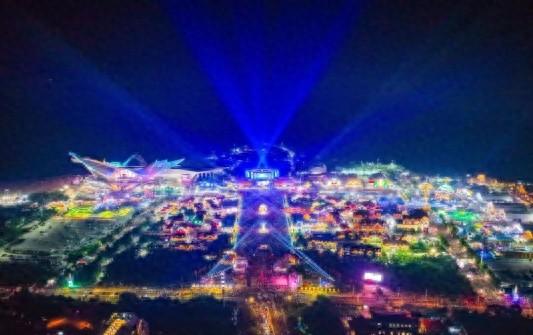 越夜越璀璨！速领青岛西海岸新区金沙滩啤酒城追光指南