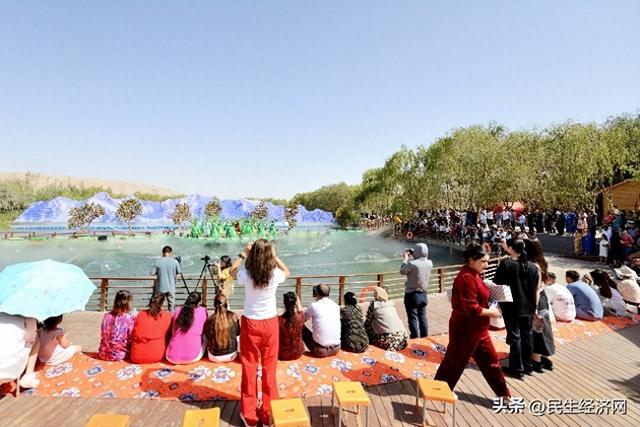 新疆叶城绘就旅游景区治理新“枫警”