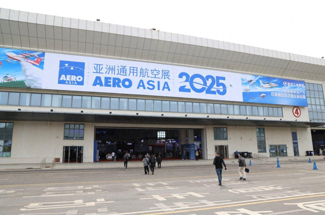 中国航展出手，踢走日本，高市转身盯上中国大后方，请5国进东京