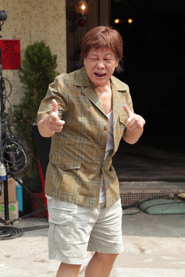 媒体称武打明星梁小龙去世，其个人社交媒体10小时前发文“此事古难全	”