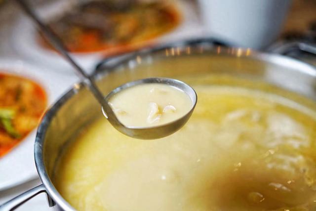 香港花胶鸡汤的做法 港式花胶鸡火锅介绍