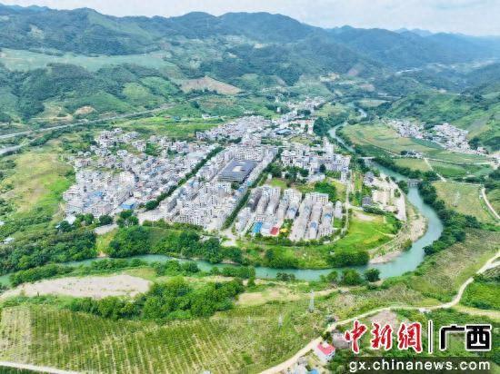 广西西林县：郁江悠悠水韵 激荡句町岁月